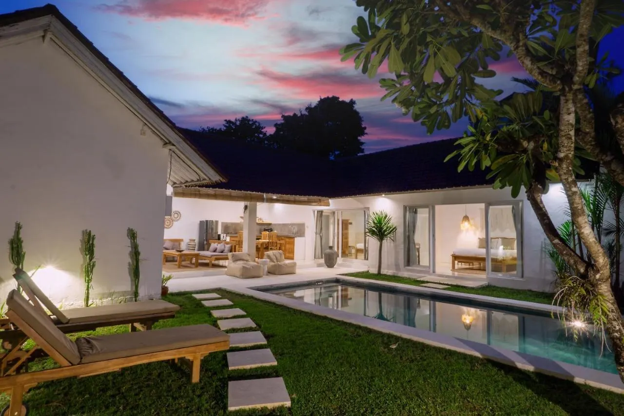 Villa Pagu Seminyak  Seminyak (Bali)